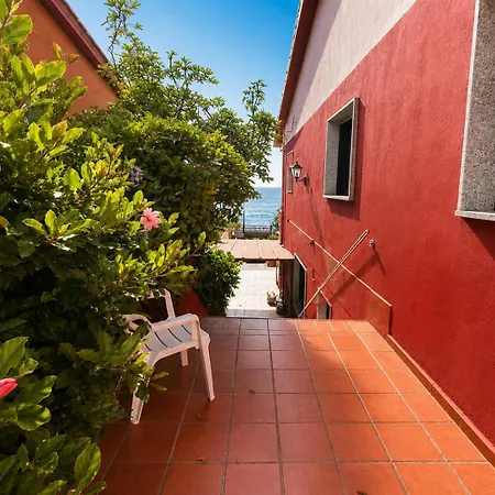 Дом отдыха Holibai Santa Rita Vistas Al Mar Cerca De Baiona Ойя